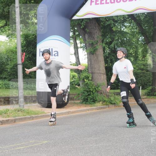29.06.2025 - hella hamburg halbmarathon KatJ http://msf.ph/oto/8219001 29.06.2025 09:36:26 Zwischen KM18-KM19  meine-sportfotos.de