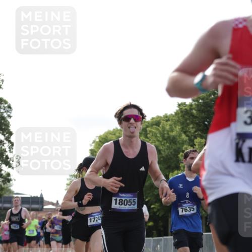 29.06.2025 - hella hamburg halbmarathon Jannik Wohlers http://msf.ph/oto/8219214 29.06.2025 09:50:34 Lombardsbrücke 1256, 1441, 1677, 1962, 2546, 2579, 3056, 3947, 4893, 5026, 5087, 5387, 5506, 5752, 5916, 6429, 6639, 6686, 6687, 7110, 7116, 7284, 7635, 8091, 8122, 8574, 8966, 9380, 9833, 10193, 10415, 10469, 11284, 11731, 11922, 12434, 13268, 13897, 14274, 14484, 14555, 14811, 14924, 15297, 15372, 15421, 15556, 15866, 15873, 16295, 16599, 16689, 17245, 17623, 18045, 18055, 18192, 18442, 18559, 18650 meine-sportfotos.de
