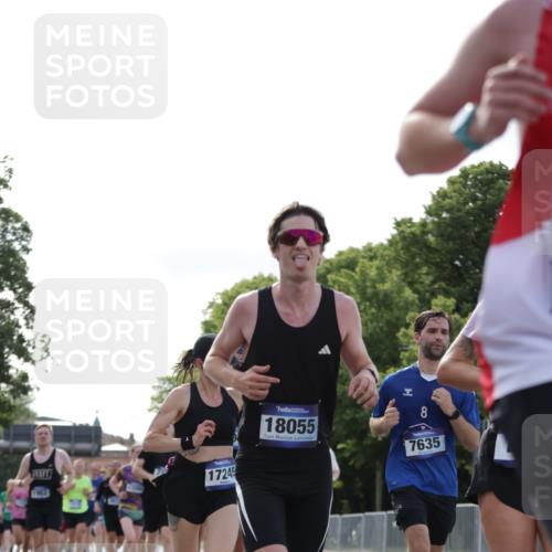 29.06.2025 - hella hamburg halbmarathon Jannik Wohlers http://msf.ph/oto/8219236 29.06.2025 09:50:34 Lombardsbrücke 1256, 1441, 1677, 1962, 2546, 2579, 3056, 3947, 4893, 5026, 5087, 5387, 5506, 5752, 5916, 6429, 6639, 6686, 6687, 7110, 7116, 7284, 7635, 8091, 8122, 8574, 8966, 9380, 9833, 10193, 10415, 10469, 11284, 11731, 11922, 12434, 13268, 13897, 14274, 14484, 14555, 14811, 14924, 15297, 15372, 15421, 15556, 15866, 15873, 16295, 16599, 16689, 17245, 17623, 18045, 18055, 18192, 18442, 18559, 18650 meine-sportfotos.de