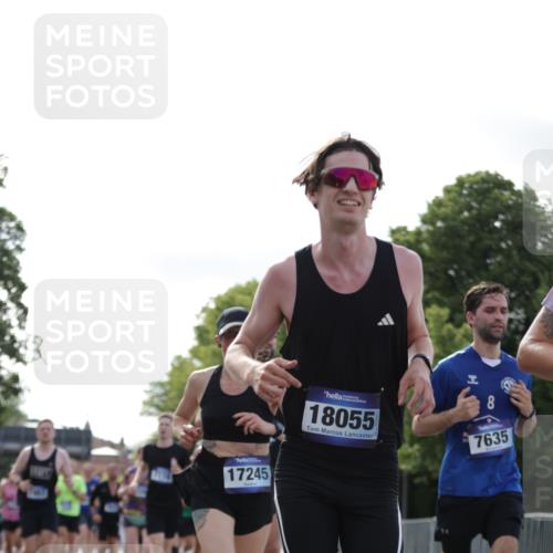29.06.2025 - hella hamburg halbmarathon Jannik Wohlers http://msf.ph/oto/8219360 29.06.2025 09:50:34 Lombardsbrücke 1256, 1441, 1677, 1962, 2546, 2579, 3056, 3947, 4893, 5026, 5087, 5387, 5506, 5752, 5916, 6429, 6639, 6686, 6687, 7110, 7116, 7284, 7635, 8091, 8122, 8574, 8966, 9380, 9833, 10193, 10415, 10469, 11284, 11731, 11922, 12434, 13268, 13897, 14274, 14484, 14555, 14811, 14924, 15297, 15372, 15421, 15556, 15866, 15873, 16295, 16599, 16689, 17245, 17623, 18045, 18055, 18192, 18442, 18559, 18650 meine-sportfotos.de