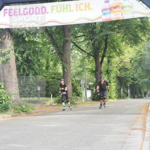 29.06.2025 - hella hamburg halbmarathon KatJ http://msf.ph/oto/8219376 29.06.2025 09:36:39 Zwischen KM18-KM19  meine-sportfotos.de