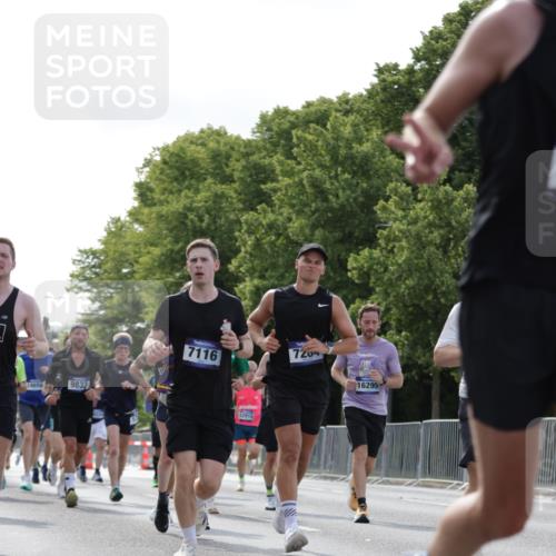 29.06.2025 - hella hamburg halbmarathon Jannik Wohlers http://msf.ph/oto/8219438 29.06.2025 09:50:36 Lombardsbrücke 1256, 1441, 1677, 1962, 2546, 2579, 3056, 3947, 4888, 4889, 4893, 5026, 5087, 5275, 5387, 5506, 5752, 5916, 6429, 6639, 6686, 6687, 7110, 7116, 7284, 7635, 8091, 8122, 8574, 8966, 9380, 9833, 10193, 10415, 10469, 11284, 11922, 12434, 12808, 12915, 13268, 13897, 14274, 14484, 14555, 14811, 14924, 15297, 15372, 15556, 15866, 15873, 16224, 16295, 16599, 16689, 17245, 18045, 18055, 18192, 18442, 18559, 18650 meine-sportfotos.de