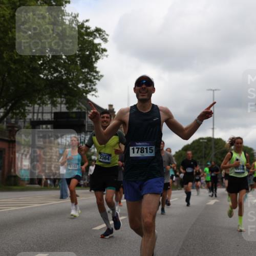 29.06.2025 - hella hamburg halbmarathon Yannick Fuchs http://msf.ph/oto/8219465 29.06.2025 10:45:58 20KM 2287, 2364, 2396, 2397, 2595, 2670, 2818, 4140, 4814, 5008, 5102, 5482, 6286, 6390, 6657, 6776, 7409, 7724, 7732, 7786, 8371, 8413, 8661, 8710, 8856, 9074, 9082, 9656, 9869, 10115, 11551, 11791, 12224, 12367, 12580, 13015, 13047, 13051, 13726, 13792, 14122, 14561, 14865, 15356, 15643, 15727, 15829, 15831, 16003, 16179, 16591, 17033, 17682, 17815, 17962, 17978, 17997, 18019, 18475, 18869, 18982 meine-sportfotos.de
