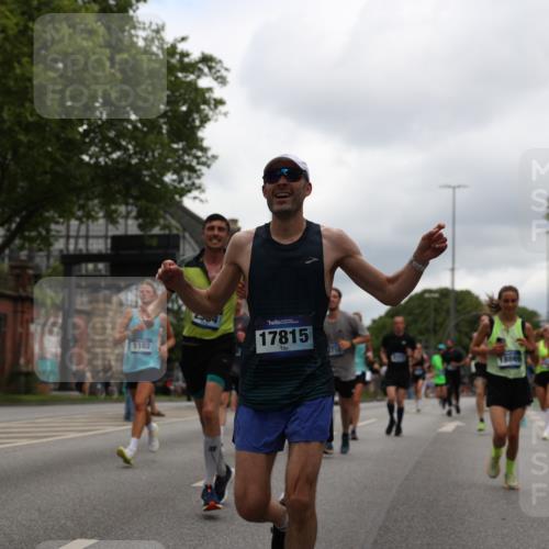 29.06.2025 - hella hamburg halbmarathon Yannick Fuchs http://msf.ph/oto/8219523 29.06.2025 10:45:58 20KM 2287, 2364, 2396, 2397, 2595, 2670, 2818, 4140, 4814, 5008, 5102, 5482, 6286, 6390, 6657, 6776, 7409, 7724, 7732, 7786, 8371, 8413, 8661, 8710, 8856, 9074, 9082, 9656, 9869, 10115, 11551, 11791, 12224, 12367, 12580, 13015, 13047, 13051, 13726, 13792, 14122, 14561, 14865, 15356, 15643, 15727, 15829, 15831, 16003, 16179, 16591, 17033, 17682, 17815, 17962, 17978, 17997, 18019, 18475, 18869, 18982 meine-sportfotos.de
