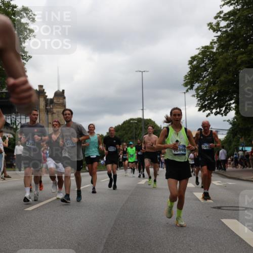 29.06.2025 - hella hamburg halbmarathon Yannick Fuchs http://msf.ph/oto/8219720 29.06.2025 10:45:59 20KM 2287, 2364, 2396, 2397, 2595, 2670, 2818, 4140, 4814, 5008, 5102, 5482, 6286, 6390, 6657, 6776, 7409, 7724, 7732, 7786, 8371, 8413, 8661, 8710, 9074, 9082, 10115, 11551, 11791, 12224, 12367, 12580, 13015, 13047, 13051, 13792, 14122, 14561, 14865, 15356, 15643, 15727, 15829, 15831, 16003, 16179, 16357, 16591, 17033, 17682, 17815, 17962, 17978, 17997, 18019, 18475, 18869, 18982 meine-sportfotos.de