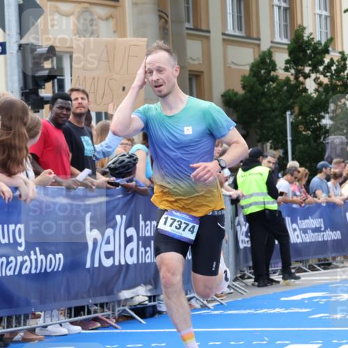 29.06.2025 - hella hamburg halbmarathon Strokosch-Dieckow http://msf.ph/oto/8219773 29.06.2025 10:28:31 Ziel 5328, 10222, 17213, 17374 meine-sportfotos.de