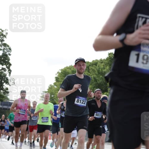 29.06.2025 - hella hamburg halbmarathon Jannik Wohlers http://msf.ph/oto/8219830 29.06.2025 09:50:38 Lombardsbrücke 1256, 1441, 1677, 1962, 2546, 2579, 3056, 3947, 4888, 4889, 5026, 5087, 5275, 5387, 5506, 6429, 6593, 6639, 7110, 7116, 7284, 7635, 8091, 8122, 8319, 8574, 8966, 9371, 9380, 9755, 9833, 10193, 10415, 10469, 11922, 12153, 12434, 12808, 12915, 13268, 13525, 13897, 14274, 14484, 14811, 14924, 15372, 15556, 15866, 15873, 16224, 16295, 16689, 17245, 17668, 18045, 18055, 18192, 18274, 18442, 18559, 18650 meine-sportfotos.de
