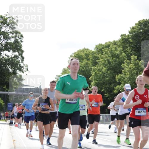 29.06.2025 - hella hamburg halbmarathon Jannik Wohlers http://msf.ph/oto/8220191 29.06.2025 09:50:43 Lombardsbrücke 1256, 1441, 1677, 1962, 2579, 3947, 4854, 4888, 4889, 5087, 5275, 5387, 6429, 6593, 6639, 6721, 6901, 7116, 7284, 7635, 7693, 8091, 8122, 8319, 8966, 9262, 9313, 9371, 9380, 9755, 9833, 10193, 10415, 10469, 11907, 11922, 12153, 12385, 12434, 12808, 12915, 13268, 13525, 14093, 14274, 14447, 14484, 14811, 14924, 15654, 15706, 15866, 15873, 16224, 16295, 16761, 17245, 17668, 18045, 18055, 18192, 18274, 18650, 18963 meine-sportfotos.de