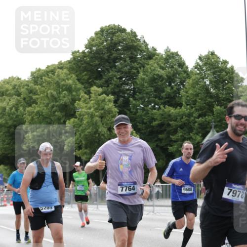 29.06.2025 - hella hamburg halbmarathon Jannik Wohlers http://msf.ph/oto/8220276 29.06.2025 10:27:18 Lombardsbrücke 2080, 3389, 4372, 5177, 5285, 6214, 7764, 7978, 8085, 9688, 10158, 10412, 10413, 12823, 13043, 14206, 15607, 16569, 16804, 16838, 17427, 17791, 18012, 18301, 18626, 18766 meine-sportfotos.de