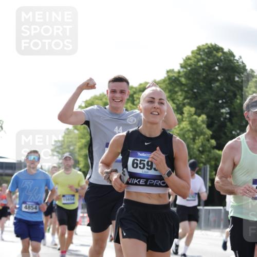 29.06.2025 - hella hamburg halbmarathon Jannik Wohlers http://msf.ph/oto/8220355 29.06.2025 09:50:45 Lombardsbrücke 1256, 1677, 1941, 1962, 2579, 3700, 3947, 4854, 4888, 4889, 5087, 5275, 5387, 6429, 6593, 6639, 6721, 6901, 7116, 7284, 7635, 7693, 8091, 8122, 8319, 8966, 9262, 9313, 9371, 9380, 9755, 9833, 9885, 10193, 10415, 10469, 11907, 11922, 12153, 12385, 12434, 12808, 12915, 13268, 13525, 14093, 14274, 14447, 14484, 14811, 14816, 15654, 15706, 15866, 15873, 16224, 16295, 16761, 17245, 17492, 17668, 17834, 18055, 18192, 18274, 18650, 18963 meine-sportfotos.de