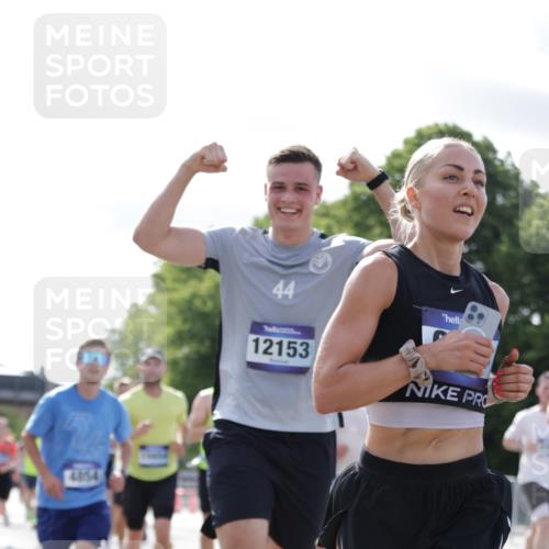 29.06.2025 - hella hamburg halbmarathon Jannik Wohlers http://msf.ph/oto/8220406 29.06.2025 09:50:46 Lombardsbrücke 1256, 1677, 1941, 1962, 2579, 3700, 3947, 4854, 4888, 4889, 5087, 5275, 5387, 6429, 6593, 6639, 6721, 6901, 7116, 7284, 7378, 7635, 7693, 7962, 8122, 8319, 8966, 9262, 9313, 9371, 9380, 9755, 9833, 9885, 10193, 10415, 10469, 11907, 11922, 12153, 12385, 12434, 12808, 12915, 13268, 13525, 14093, 14274, 14447, 14811, 14816, 15654, 15706, 15866, 15873, 16224, 16295, 16761, 17245, 17492, 17668, 17834, 18055, 18192, 18274, 18650, 18963 meine-sportfotos.de