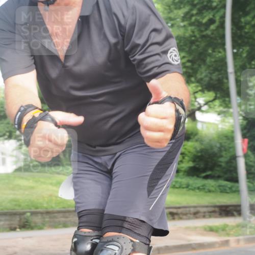 29.06.2025 - hella hamburg halbmarathon KatJ http://msf.ph/oto/8220748 29.06.2025 09:36:43 Zwischen KM18-KM19  meine-sportfotos.de