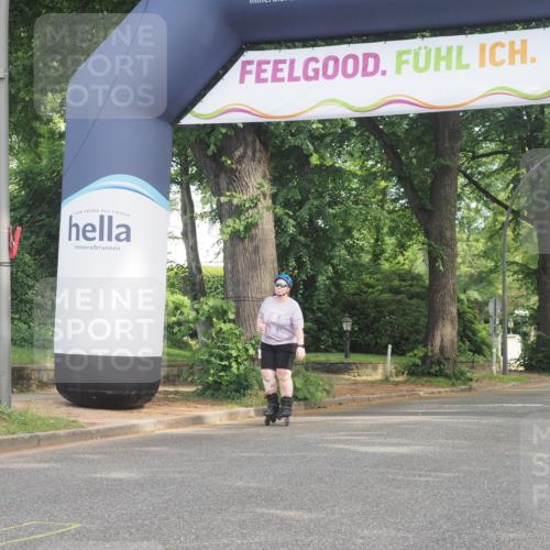 29.06.2025 - hella hamburg halbmarathon KatJ http://msf.ph/oto/8220806 29.06.2025 09:37:09 Zwischen KM18-KM19  meine-sportfotos.de