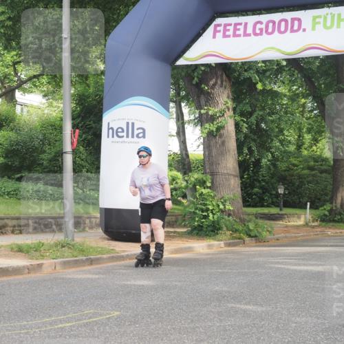 29.06.2025 - hella hamburg halbmarathon KatJ http://msf.ph/oto/8220983 29.06.2025 09:37:10 Zwischen KM18-KM19  meine-sportfotos.de