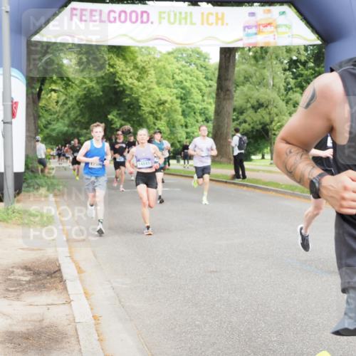 29.06.2025 - hella hamburg halbmarathon MichiJ http://msf.ph/oto/8220993 29.06.2025 10:24:21 Zwischen KM18-KM19 1562, 5554, 6032, 11559, 13419, 14603, 15115, 17306, 18220 meine-sportfotos.de