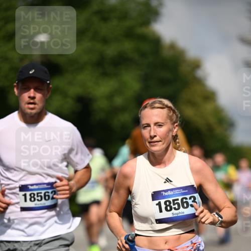 29.06.2025 - hella hamburg halbmarathon Dr. Thomas Lammeyer http://msf.ph/oto/8221072 29.06.2025 09:49:38 Kennedybrücke 2525, 3809, 3843, 3955, 4812, 5042, 6169, 6495, 7534, 7845, 7901, 8784, 8956, 10298, 10453, 10929, 11199, 11230 meine-sportfotos.de