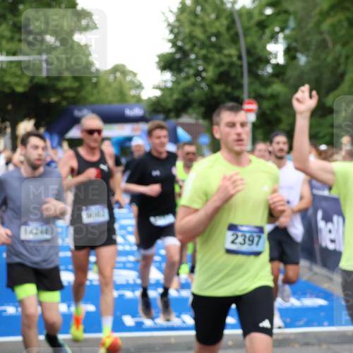 29.06.2025 - hella hamburg halbmarathon Zöllner http://msf.ph/oto/8221133 29.06.2025 10:52:18 Ziel 2397, 4419, 4837, 5032, 5087, 5482, 6164, 6897, 7896, 9074, 9082, 12135, 13726, 14248, 14300, 15275, 15446, 16003, 16320, 16591, 17130, 18475 meine-sportfotos.de