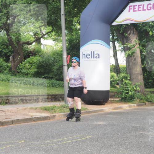 29.06.2025 - hella hamburg halbmarathon KatJ http://msf.ph/oto/8221148 29.06.2025 09:37:10 Zwischen KM18-KM19  meine-sportfotos.de