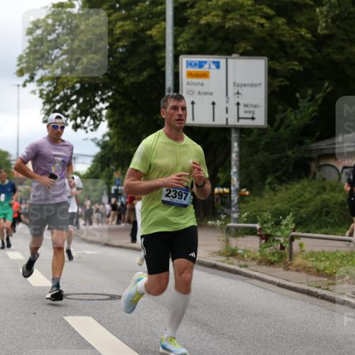 29.06.2025 - hella hamburg halbmarathon Yannick Fuchs http://msf.ph/oto/8221166 29.06.2025 10:46:05 20KM 2287, 2364, 2396, 2397, 2595, 2670, 2818, 4140, 4814, 5008, 5032, 5093, 5102, 5482, 6286, 6390, 6657, 7409, 7724, 7732, 8371, 8661, 8710, 8977, 9082, 9093, 9876, 10115, 11551, 11791, 12367, 12580, 13015, 13047, 13051, 13792, 14122, 14300, 14561, 15356, 15427, 15727, 15829, 15831, 16003, 16179, 16357, 16591, 17815, 17997, 18475, 18801, 18869, 18982 meine-sportfotos.de