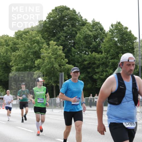 29.06.2025 - hella hamburg halbmarathon Jannik Wohlers http://msf.ph/oto/8221272 29.06.2025 10:27:20 Lombardsbrücke 2080, 3389, 5177, 6214, 7764, 7978, 8085, 9688, 10158, 10412, 10413, 12823, 13043, 13860, 14206, 15607, 16569, 16804, 16838, 17427, 17791, 18012, 18301, 18626 meine-sportfotos.de