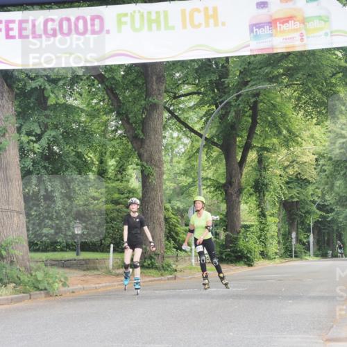 29.06.2025 - hella hamburg halbmarathon KatJ http://msf.ph/oto/8221498 29.06.2025 09:37:38 Zwischen KM18-KM19  meine-sportfotos.de