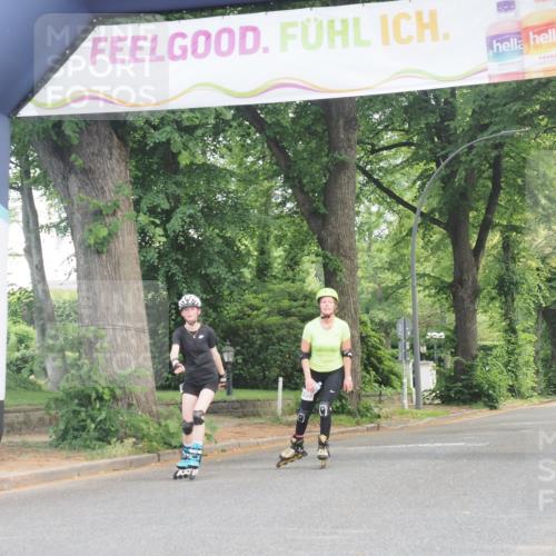 29.06.2025 - hella hamburg halbmarathon KatJ http://msf.ph/oto/8221713 29.06.2025 09:37:39 Zwischen KM18-KM19  meine-sportfotos.de