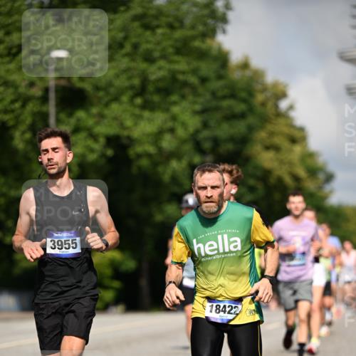 29.06.2025 - hella hamburg halbmarathon Dr. Thomas Lammeyer http://msf.ph/oto/8221726 29.06.2025 09:49:42 Kennedybrücke 1344, 2525, 3809, 3843, 3955, 4477, 5042, 6169, 6495, 7534, 7628, 7845, 7901, 8784, 8956, 10298, 10453, 10865, 10929, 11199, 11230 meine-sportfotos.de