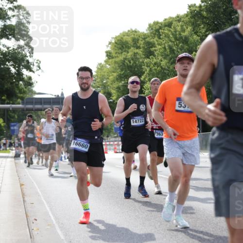 29.06.2025 - hella hamburg halbmarathon Jannik Wohlers http://msf.ph/oto/8221755 29.06.2025 09:51:05 Lombardsbrücke 1136, 1520, 1570, 1912, 1920, 1941, 2880, 2972, 3523, 3700, 4297, 4634, 4759, 4843, 4999, 5375, 5410, 7105, 7363, 7378, 7962, 8871, 9364, 9885, 10480, 11049, 11417, 11959, 13196, 13479, 14201, 14210, 14722, 14816, 15383, 15424, 15542, 15828, 15857, 15862, 16281, 16656, 16660, 17381, 17382, 17492, 17724, 17834, 18013, 18539, 18868, 18970 meine-sportfotos.de