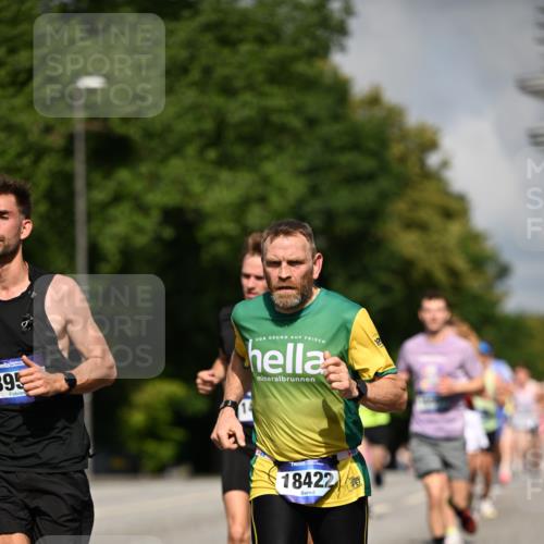 29.06.2025 - hella hamburg halbmarathon Dr. Thomas Lammeyer http://msf.ph/oto/8221819 29.06.2025 09:49:43 Kennedybrücke 1344, 2525, 3809, 3843, 3955, 4477, 4944, 5042, 6169, 7534, 7628, 7845, 7901, 8784, 8956, 10298, 10453, 10865, 10929, 11230 meine-sportfotos.de