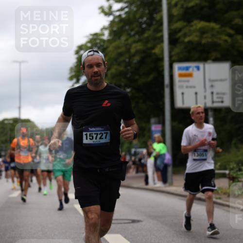 29.06.2025 - hella hamburg halbmarathon Yannick Fuchs http://msf.ph/oto/8221927 29.06.2025 10:46:08 20KM 2287, 2397, 2595, 4140, 4814, 4837, 5008, 5032, 5093, 5399, 5482, 6286, 6390, 6657, 7130, 7312, 7409, 7724, 7732, 8139, 8371, 8661, 8710, 8977, 9082, 9093, 9876, 10115, 11551, 12367, 12580, 13015, 13047, 13051, 13327, 13792, 14122, 14300, 14561, 15356, 15427, 15727, 15829, 15831, 16003, 16179, 16357, 16591, 17997, 18475, 18801, 18982 meine-sportfotos.de