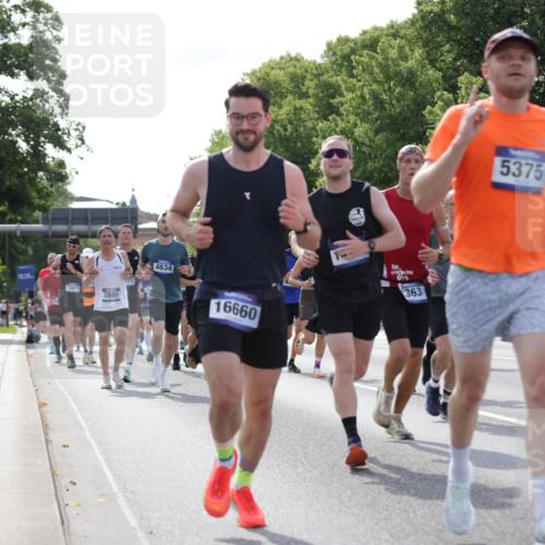 29.06.2025 - hella hamburg halbmarathon Jannik Wohlers http://msf.ph/oto/8221957 29.06.2025 09:51:05 Lombardsbrücke 1136, 1520, 1570, 1912, 1920, 1941, 2880, 2972, 3523, 3700, 4297, 4634, 4759, 4843, 4999, 5375, 5410, 7105, 7363, 7378, 7962, 8871, 9364, 9885, 10480, 11049, 11417, 11959, 13196, 13479, 14201, 14210, 14722, 14816, 15383, 15424, 15542, 15828, 15857, 15862, 16281, 16656, 16660, 17381, 17382, 17492, 17724, 17834, 18013, 18539, 18868, 18970 meine-sportfotos.de