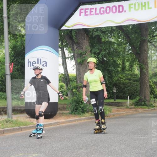 29.06.2025 - hella hamburg halbmarathon KatJ http://msf.ph/oto/8222017 29.06.2025 09:37:40 Zwischen KM18-KM19  meine-sportfotos.de
