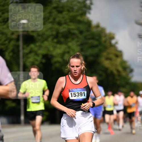 29.06.2025 - hella hamburg halbmarathon Dr. Thomas Lammeyer http://msf.ph/oto/8222188 29.06.2025 09:49:47 Kennedybrücke 1344, 1889, 3809, 3843, 3955, 4477, 4944, 5042, 6169, 7534, 7628, 7845, 7901, 8784, 8956, 10298, 10865, 10929, 11230, 11304 meine-sportfotos.de