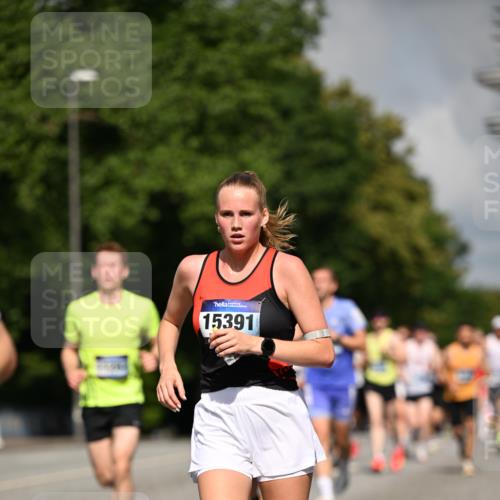 29.06.2025 - hella hamburg halbmarathon Dr. Thomas Lammeyer http://msf.ph/oto/8222216 29.06.2025 09:49:47 Kennedybrücke 1344, 1889, 3809, 3843, 3955, 4477, 4944, 5042, 6169, 7534, 7628, 7845, 7901, 8784, 8956, 10298, 10865, 10929, 11230, 11304 meine-sportfotos.de