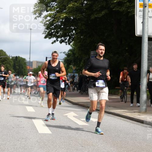 29.06.2025 - hella hamburg halbmarathon Yannick Fuchs http://msf.ph/oto/8222517 29.06.2025 10:33:10 20KM 1710, 2262, 2296, 2719, 2745, 2849, 3014, 3431, 4148, 5091, 5248, 6095, 6684, 7110, 8091, 9403, 10218, 11049, 11281, 11282, 11379, 12137, 12915, 13755, 14688, 14905, 15372, 16075, 16280, 17154, 17623, 17722, 18761, 19004, 19151 meine-sportfotos.de