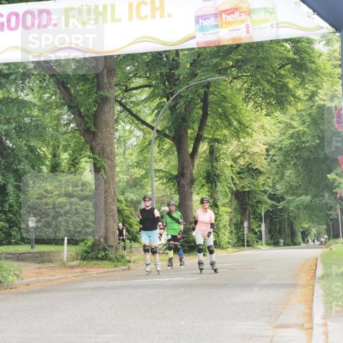 29.06.2025 - hella hamburg halbmarathon KatJ http://msf.ph/oto/8222546 29.06.2025 09:37:56 Zwischen KM18-KM19  meine-sportfotos.de