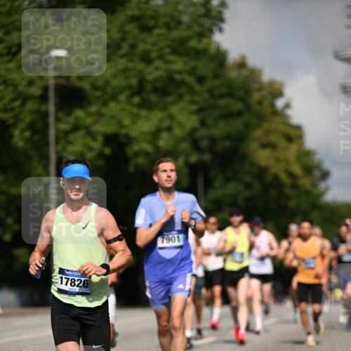 29.06.2025 - hella hamburg halbmarathon Dr. Thomas Lammeyer http://msf.ph/oto/8222561 29.06.2025 09:49:49 Kennedybrücke 1344, 1889, 3809, 3843, 3955, 4477, 4944, 5042, 7534, 7628, 7901, 8784, 8956, 10298, 10865, 10927, 10929, 11230, 11304 meine-sportfotos.de