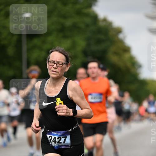 29.06.2025 - hella hamburg halbmarathon Dr. Thomas Lammeyer http://msf.ph/oto/8222573 29.06.2025 10:13:01 Kennedybrücke 1147, 1823, 2427, 2978, 3762, 4592, 4859, 5885, 6674, 7198, 9718, 9823, 9951, 9958, 10035, 10092, 10194, 10609, 10857 meine-sportfotos.de