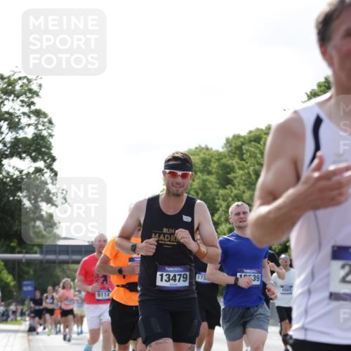 29.06.2025 - hella hamburg halbmarathon Jannik Wohlers http://msf.ph/oto/8222575 29.06.2025 09:51:10 Lombardsbrücke 1520, 1570, 1903, 1912, 1920, 2880, 2972, 3523, 4297, 4634, 4759, 4843, 4865, 4991, 4999, 5375, 5410, 6490, 7105, 7363, 8871, 9114, 9364, 10480, 10669, 11049, 11417, 11959, 13196, 13479, 14722, 15383, 15424, 15542, 15828, 15857, 16281, 16656, 16660, 17381, 17382, 17724, 18013, 18539, 18764, 18868, 18970 meine-sportfotos.de