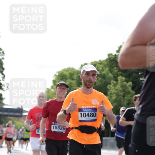 29.06.2025 - hella hamburg halbmarathon Jannik Wohlers http://msf.ph/oto/8222789 29.06.2025 09:51:11 Lombardsbrücke 1520, 1570, 1903, 1920, 2880, 2972, 3523, 4297, 4634, 4759, 4843, 4865, 4991, 4999, 5375, 5410, 6490, 7105, 7363, 8871, 9114, 9364, 10375, 10480, 10669, 11049, 11417, 11959, 12711, 12712, 13196, 13479, 14722, 15383, 15542, 15828, 15857, 16281, 16656, 16660, 17381, 17382, 17724, 18013, 18539, 18764, 18868, 18970 meine-sportfotos.de