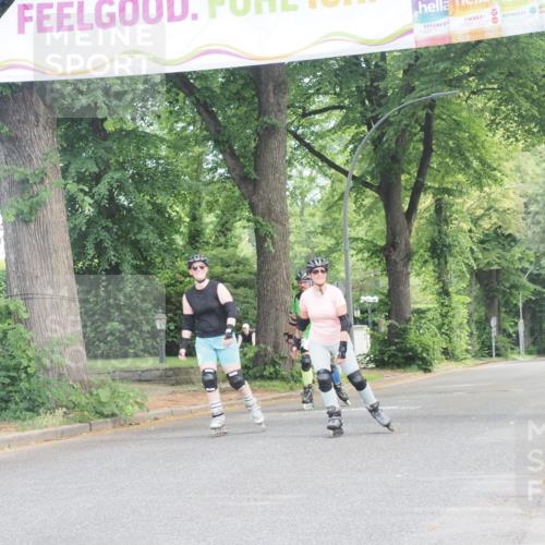 29.06.2025 - hella hamburg halbmarathon KatJ http://msf.ph/oto/8222815 29.06.2025 09:37:57 Zwischen KM18-KM19  meine-sportfotos.de