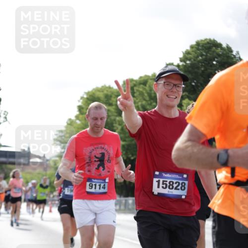 29.06.2025 - hella hamburg halbmarathon Jannik Wohlers http://msf.ph/oto/8223027 29.06.2025 09:51:12 Lombardsbrücke 1520, 1570, 1903, 1920, 2880, 2972, 3523, 4297, 4634, 4759, 4843, 4865, 4991, 4999, 5375, 5410, 6490, 7105, 7363, 8871, 9114, 9364, 10375, 10480, 10669, 10934, 11049, 11417, 11959, 12711, 12712, 13196, 13479, 14722, 14861, 15383, 15542, 15828, 15857, 15932, 16281, 16660, 17381, 17382, 17724, 18013, 18539, 18764, 18868, 18970 meine-sportfotos.de