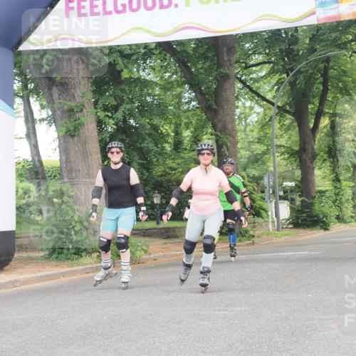 29.06.2025 - hella hamburg halbmarathon KatJ http://msf.ph/oto/8223041 29.06.2025 09:37:58 Zwischen KM18-KM19  meine-sportfotos.de