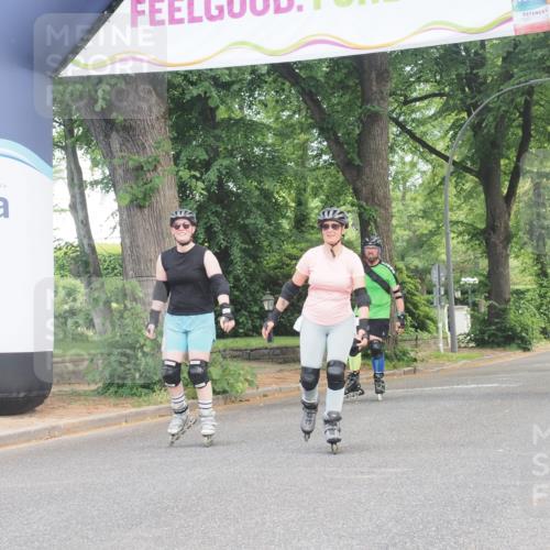 29.06.2025 - hella hamburg halbmarathon KatJ http://msf.ph/oto/8223101 29.06.2025 09:37:58 Zwischen KM18-KM19  meine-sportfotos.de