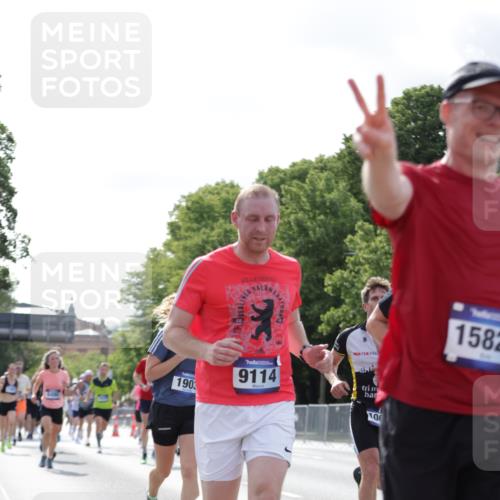 29.06.2025 - hella hamburg halbmarathon Jannik Wohlers http://msf.ph/oto/8223128 29.06.2025 09:51:12 Lombardsbrücke 1520, 1570, 1903, 1920, 2880, 2972, 3523, 4297, 4634, 4759, 4843, 4865, 4991, 4999, 5375, 5410, 6490, 7105, 7363, 8871, 9114, 9364, 10375, 10480, 10669, 10934, 11049, 11417, 11959, 12711, 12712, 13196, 13479, 14722, 14861, 15383, 15542, 15828, 15857, 15932, 16281, 16660, 17381, 17382, 17724, 18013, 18539, 18764, 18868, 18970 meine-sportfotos.de