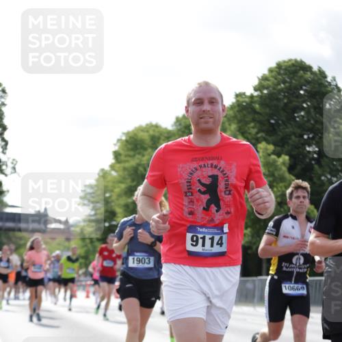 29.06.2025 - hella hamburg halbmarathon Jannik Wohlers http://msf.ph/oto/8223189 29.06.2025 09:51:13 Lombardsbrücke 1520, 1570, 1903, 1920, 2653, 2880, 2972, 3523, 4297, 4634, 4759, 4843, 4865, 4991, 4999, 5375, 5410, 6490, 7092, 7105, 7363, 8346, 8871, 9114, 9364, 10375, 10480, 10669, 10934, 11417, 11959, 12711, 12712, 13196, 13479, 14722, 14861, 15383, 15542, 15828, 15857, 15932, 16281, 16660, 17381, 17382, 17724, 18013, 18539, 18764, 18868, 18970 meine-sportfotos.de