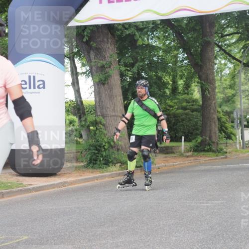 29.06.2025 - hella hamburg halbmarathon KatJ http://msf.ph/oto/8223378 29.06.2025 09:37:59 Zwischen KM18-KM19  meine-sportfotos.de