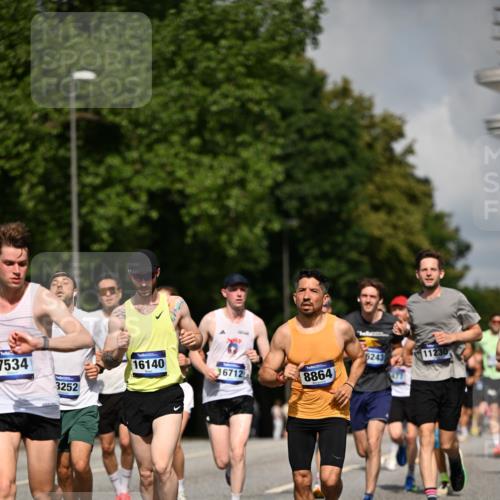 29.06.2025 - hella hamburg halbmarathon Dr. Thomas Lammeyer http://msf.ph/oto/8223646 29.06.2025 09:49:52 Kennedybrücke 1344, 1889, 2243, 3809, 3955, 4477, 4944, 5042, 5048, 7534, 7628, 7901, 8312, 8956, 10298, 10865, 10927, 10929, 11230, 11304 meine-sportfotos.de