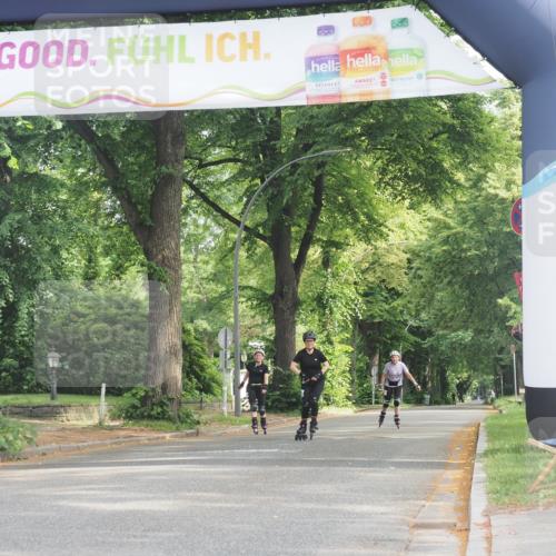 29.06.2025 - hella hamburg halbmarathon KatJ http://msf.ph/oto/8223831 29.06.2025 09:38:54 Zwischen KM18-KM19  meine-sportfotos.de