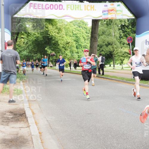 29.06.2025 - hella hamburg halbmarathon MichiJ http://msf.ph/oto/8223931 29.06.2025 10:24:56 Zwischen KM18-KM19 3843, 6829, 7831, 12488, 12514, 14875, 15701, 15959, 16119, 18259 meine-sportfotos.de